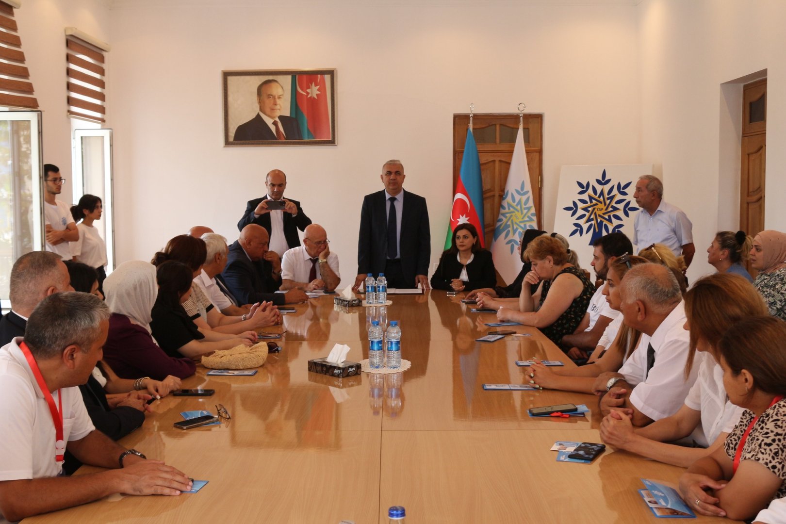 Deputatlığa namizəd Pərvanə Vəliyeva şəhid ailələrinin üzvləri, qazilər və müharibə veteranları ilə görüşü keçirib (FOTO)