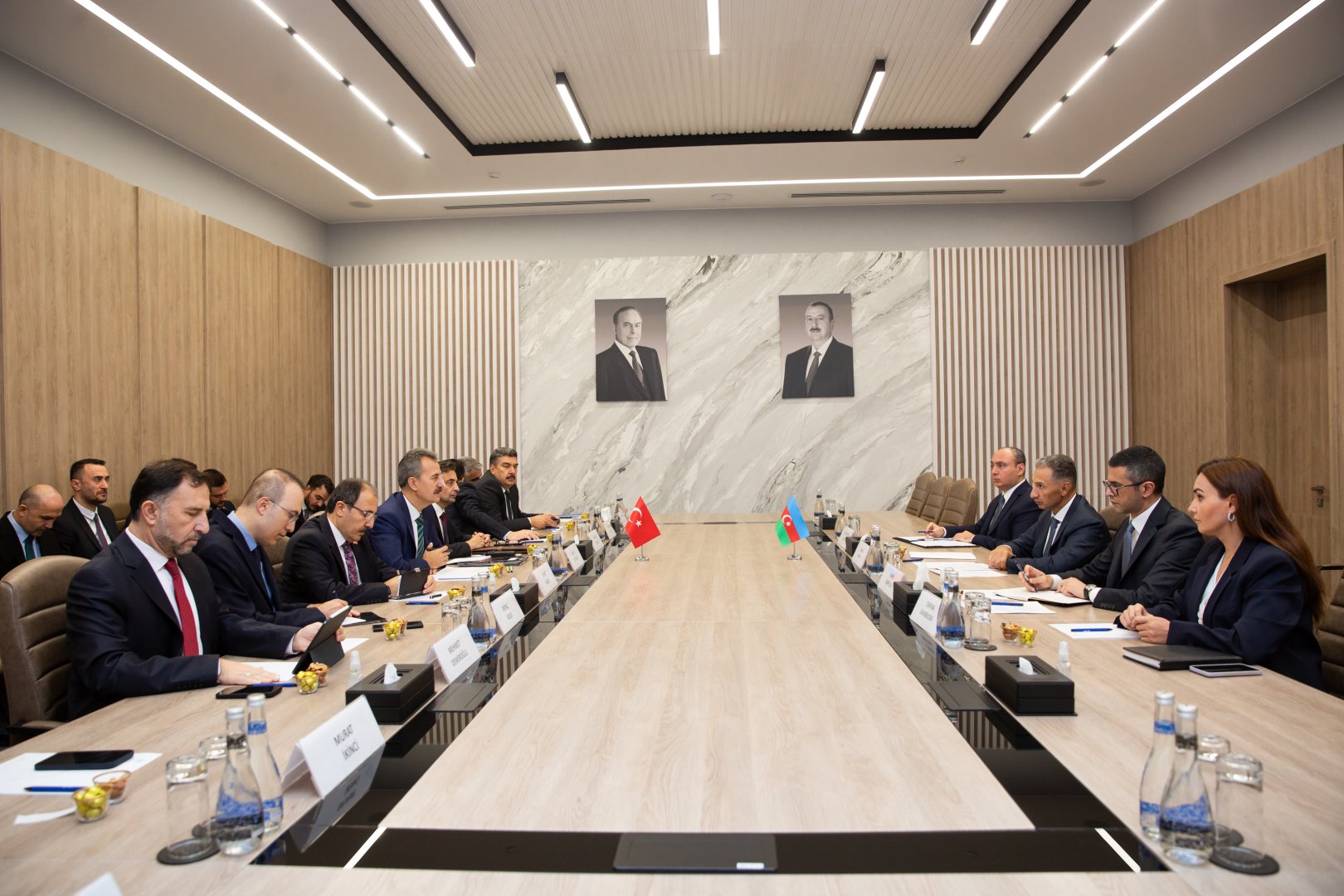 Rəşad Nəbiyev Türkiyə Prezident Administrasiyasının Müdafiə Sənayesi Komitəsinin sədri ilə görüşüb
