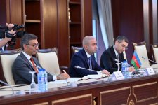 Qazaxıstan Parlamenti Senatının nümayəndə heyəti Milli Məclisdə olub (FOTO)