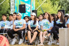 “Yay Fest” öz əyləncəsi ilə davam edir (FOTO)