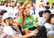 “Yay Fest” öz əyləncəsi ilə davam edir (FOTO)