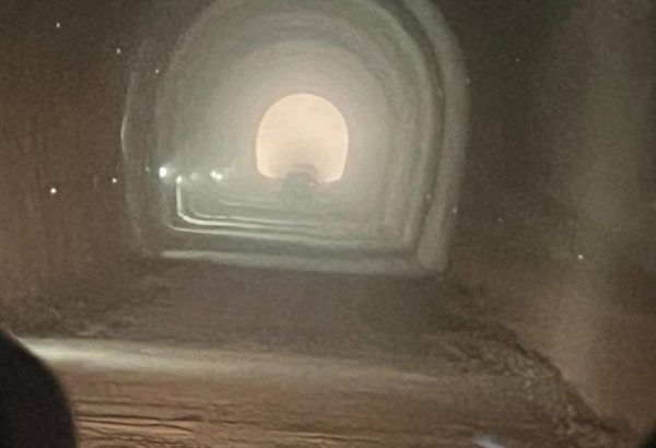 Horadiz-Ağbənd dəmir yolunda inşa edilən tunelin qabariti gələcəkdə dəmir yolu xəttinin elektrikləşdirilməsi üçün də imkan verir (FOTO)
