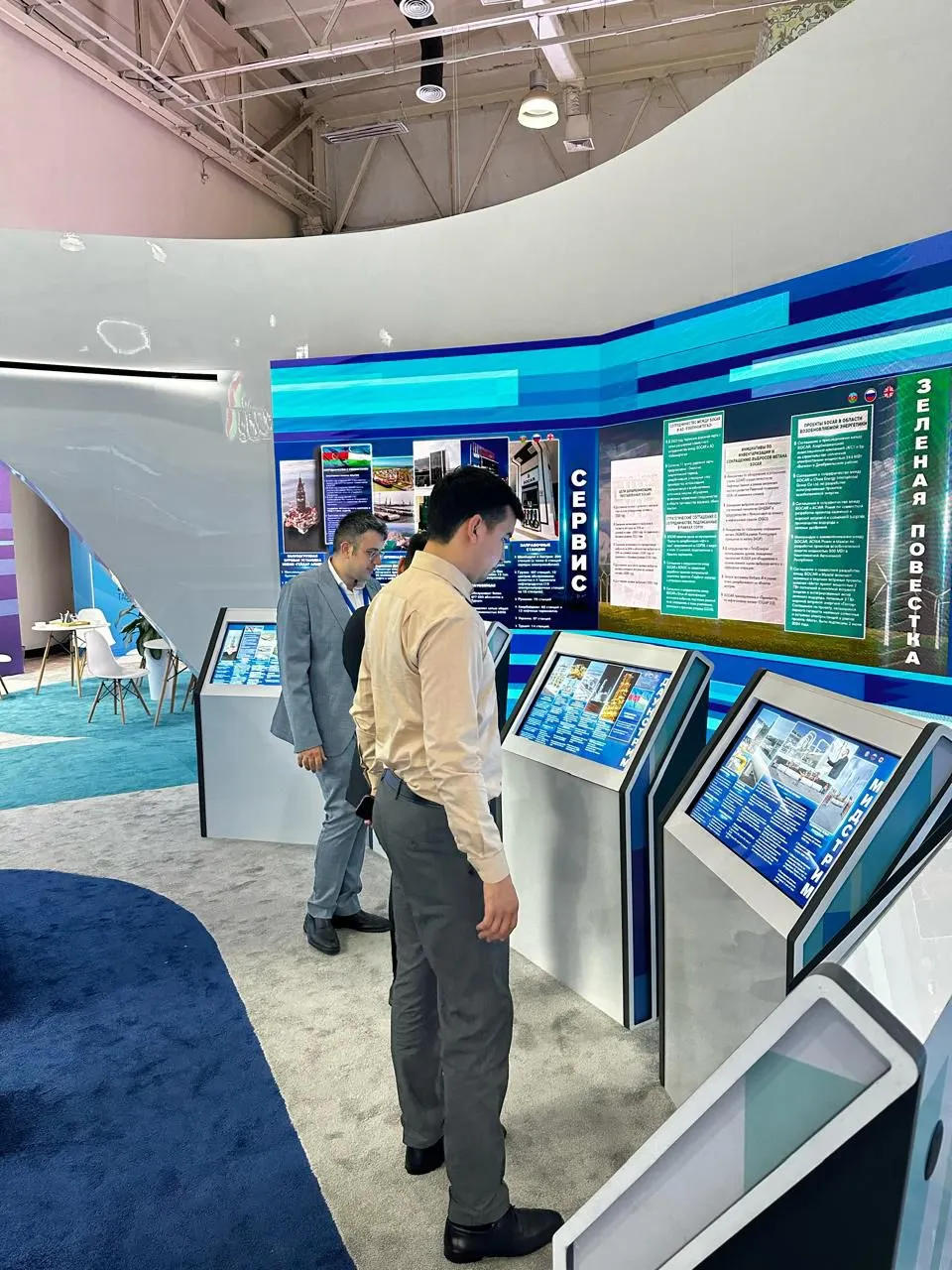 SOCAR Özbəkistanda təşkil olunan sərgidə öz stendi ilə təmsil olunur (FOTO)