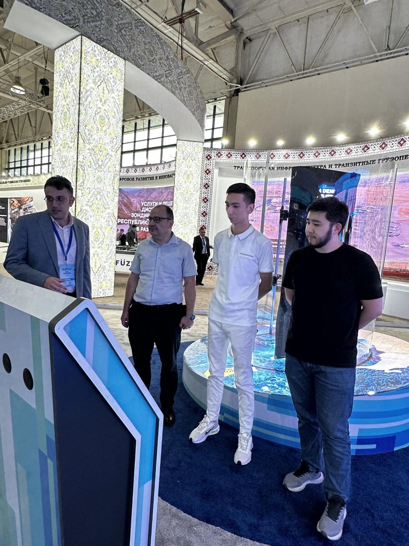 SOCAR Özbəkistanda təşkil olunan sərgidə öz stendi ilə təmsil olunur (FOTO)