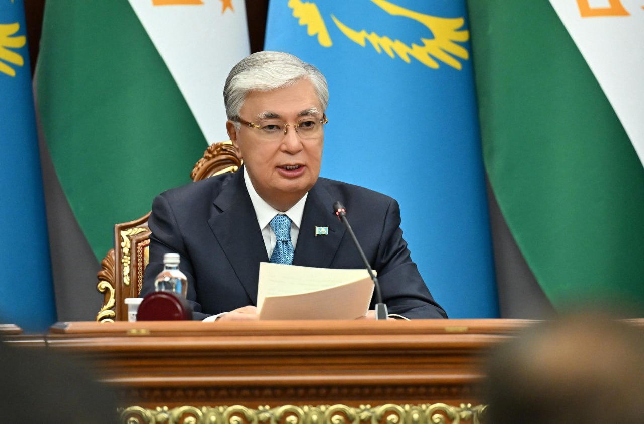 Tokayev Antiterror və Xarici Kəşfiyyat Xidmətlərinin rəhbərlərini vəzifələrindən azad edib