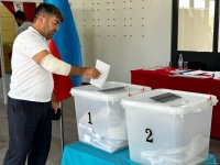 Şuşada seçicilər səsvermədə fəal iştirak edirlər (FOTO)