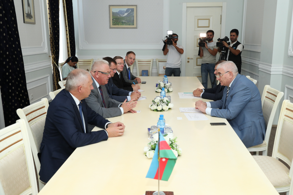 Seçkilər yüksək əhvali-ruhiyyədə keçir - Belarus MSK-nın sədri