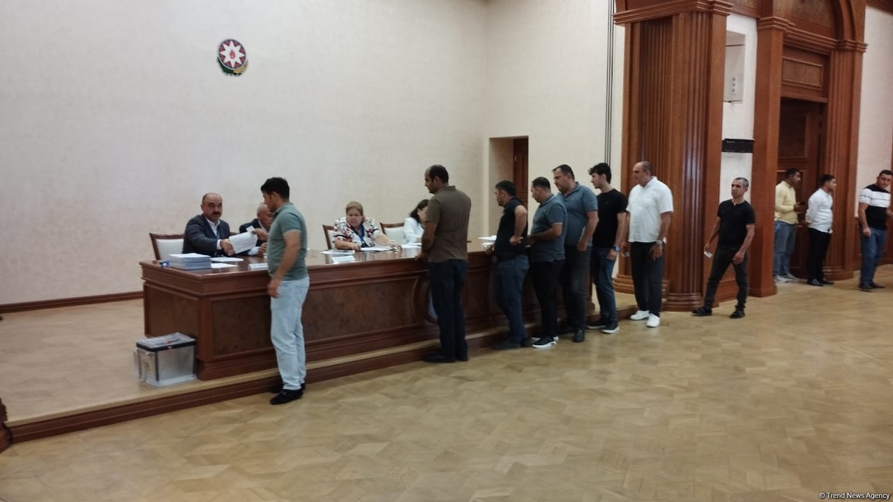 Azərbaycanda ən yüksək və ən aşağı seçici fəallığı olan dairələr açıqlandı