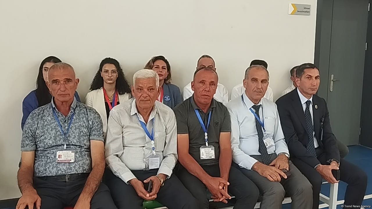 Xocalı sakinləri 32 ildən sonra ilk dəfə doğma yurdlarında səs verirlər (FOTO)