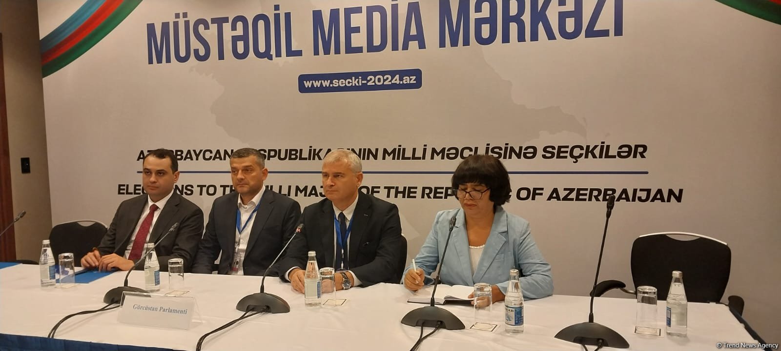 Növbədənkənar parlament seçkiləri qanunauyğun təşkil olunmuşdu - Gürcüstan parlamentinin üzvü (FOTO)