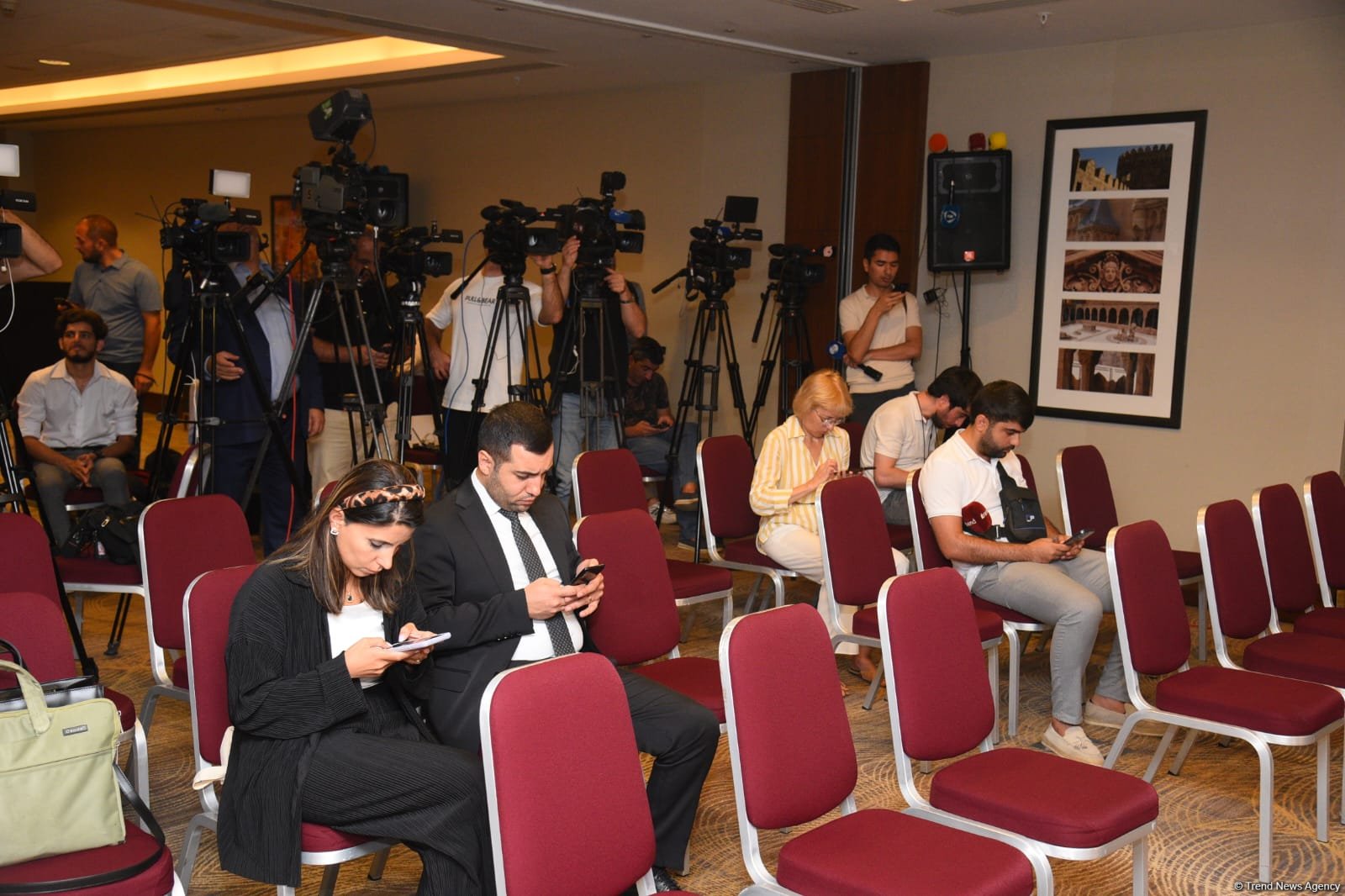 Parlament seçkilərində yüksək seçici fəallığı müşahidə etdik - ICAAP (FOTO)