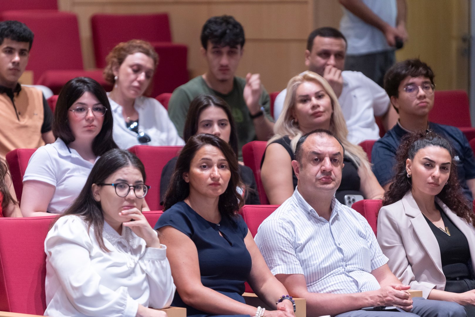 ADA Universitetində İtaliya-Azərbaycan Universiteti layihəsi çərçivəsində Kənd təsərrüfatı və qida elmləri fakültəsinə qəbul olmuş bakalavr tələbələri ilə görüş keçirilib (FOTO)
