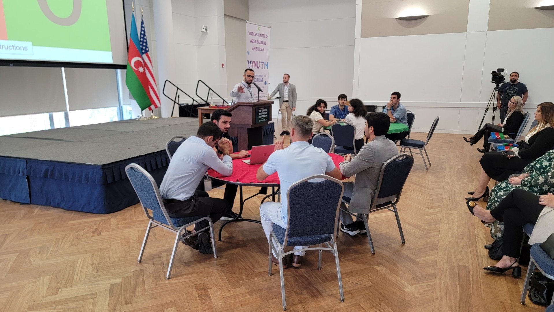 Amerika – Azərbaycan Gənclərinin Forumu çərçivəsində “Breyn Rinq” keçirilib (FOTO)