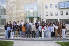 ADA Universitetində İtaliya-Azərbaycan Universiteti layihəsi çərçivəsində Kənd təsərrüfatı və qida elmləri fakültəsinə qəbul olmuş bakalavr tələbələri ilə görüş keçirilib (FOTO)