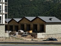 Kəlbəcərdə inşa edilən yaşayış kompleksindən FOTOLAR