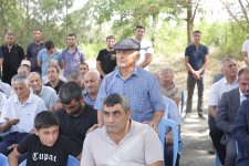 Xaçmazın Manafoba kəndində səyyar qəbul keçirilib (FOTO)