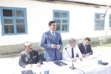 Xaçmazın Manafoba kəndində səyyar qəbul keçirilib (FOTO)