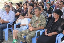 Xaçmazın Manafoba kəndində səyyar qəbul keçirilib (FOTO)