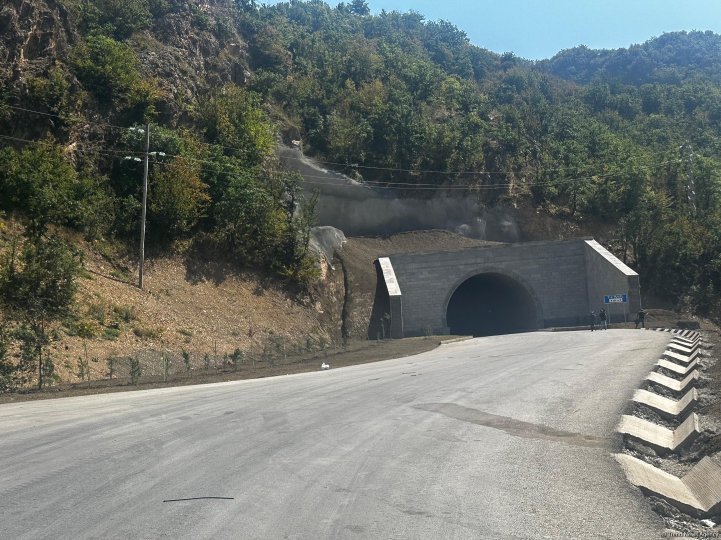 Toğanalı-Kəlbəcər-İstisu avtomobil yolunda bir sıra işlər tamamlanıb (FOTO)