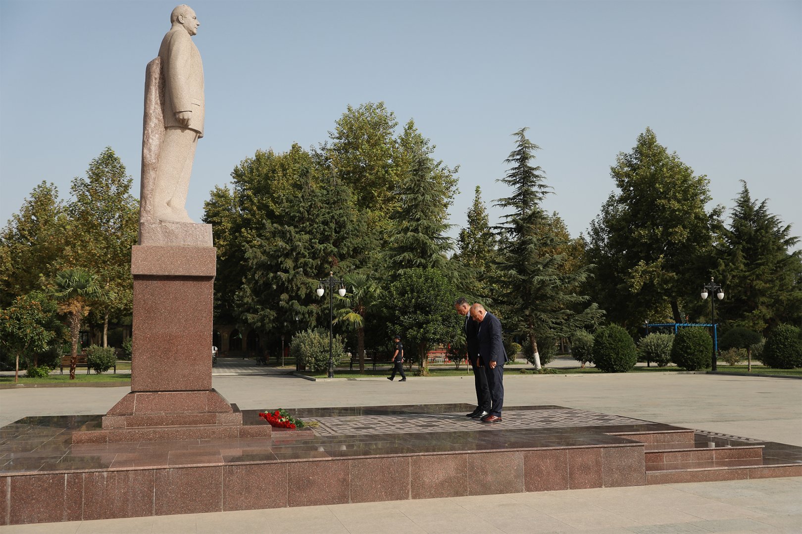 Rəşad Nəbiyev Masallıda vətəndaşları qəbul edib (FOTO)