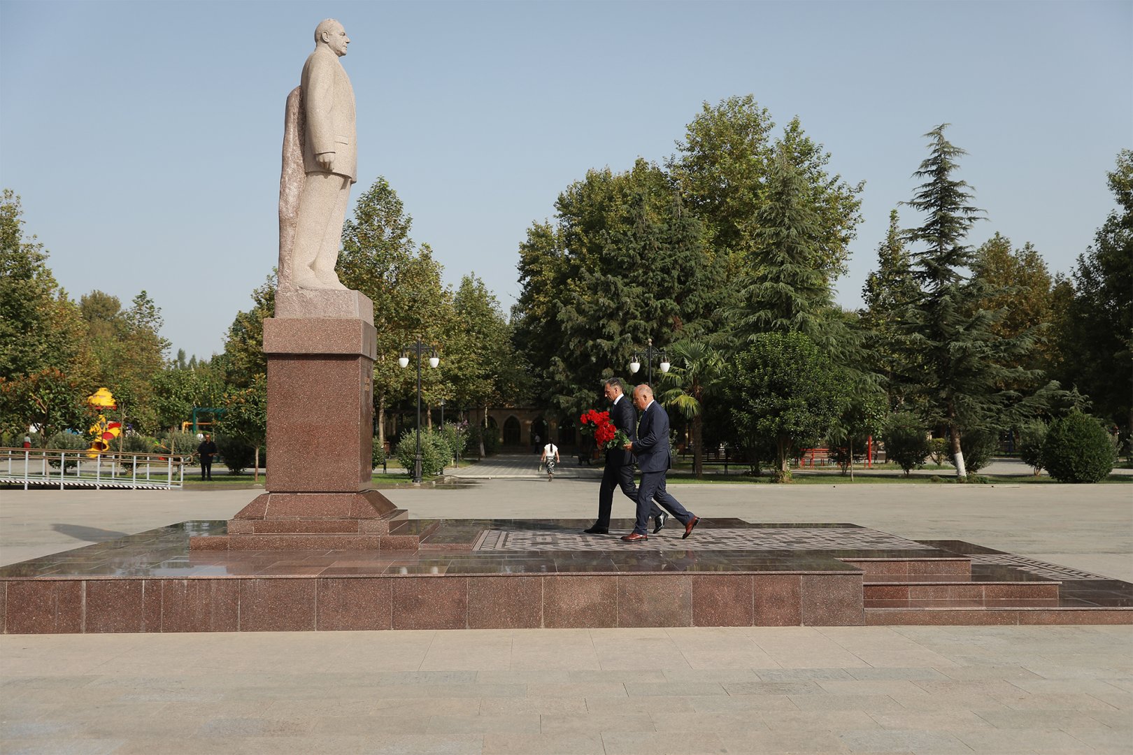 Rəşad Nəbiyev Masallıda vətəndaşları qəbul edib (FOTO)