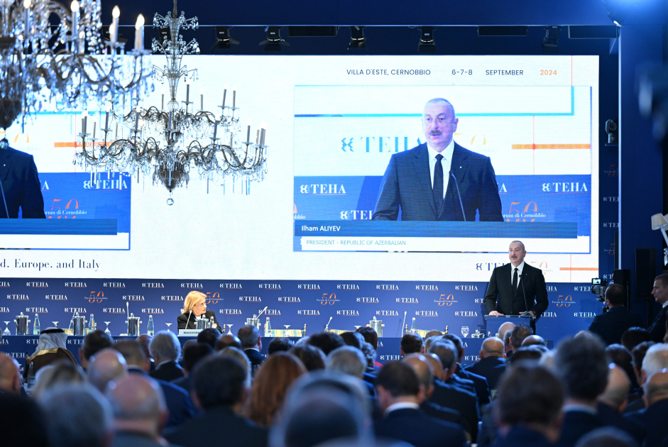 Prezident İlham Əliyev: Ümid edirik ki, Azərbaycanın sülh danışıqları ilə bağlı irəli sürdüyü təşəbbüs sülh sazişinin imzalanması ilə nəticələnəcək (VİDEO)
