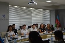Azərbaycanlı tələbələr BƏƏ-nin Kosmik Mərkəzində təcrübə keçəcəklər (FOTO)