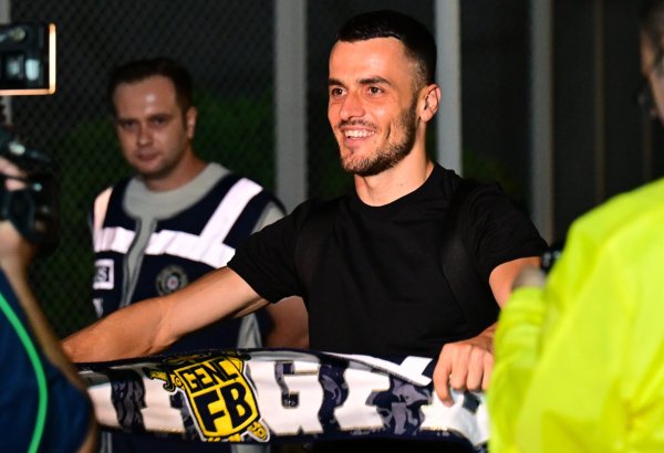 "Fənərbaxça" Kostiçin keçidini rəsmiləşdirib