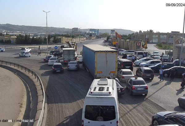 Bakıda təmir ciddi tıxaca səbəb oldu