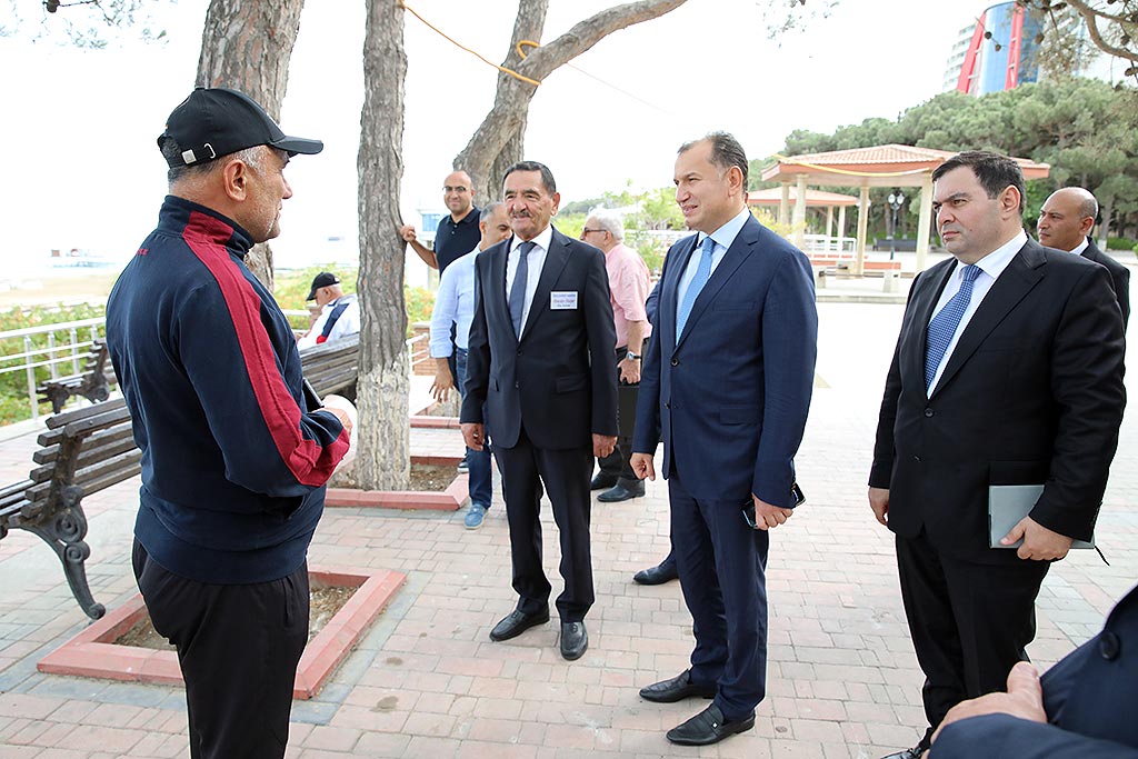 AHİK sədri sanatoriyalara baxış keçirib, müalicə olunanların rəy və təkliflərini dinləyib (FOTO)