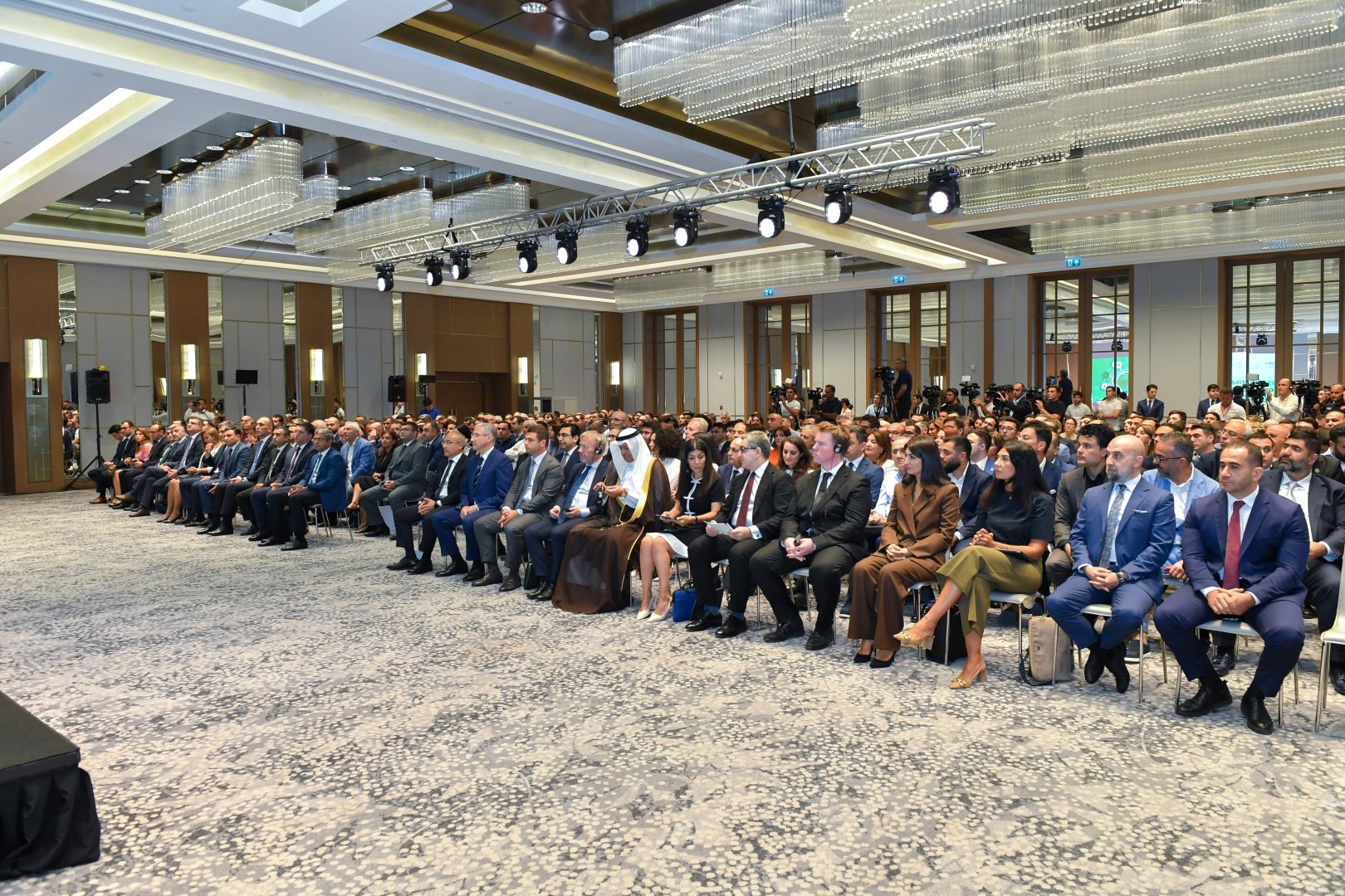 “Yaşıl iqtisadiyyatda kiçik və orta biznesin rolu” mövzusunda konfrans keçirilib (FOTO)