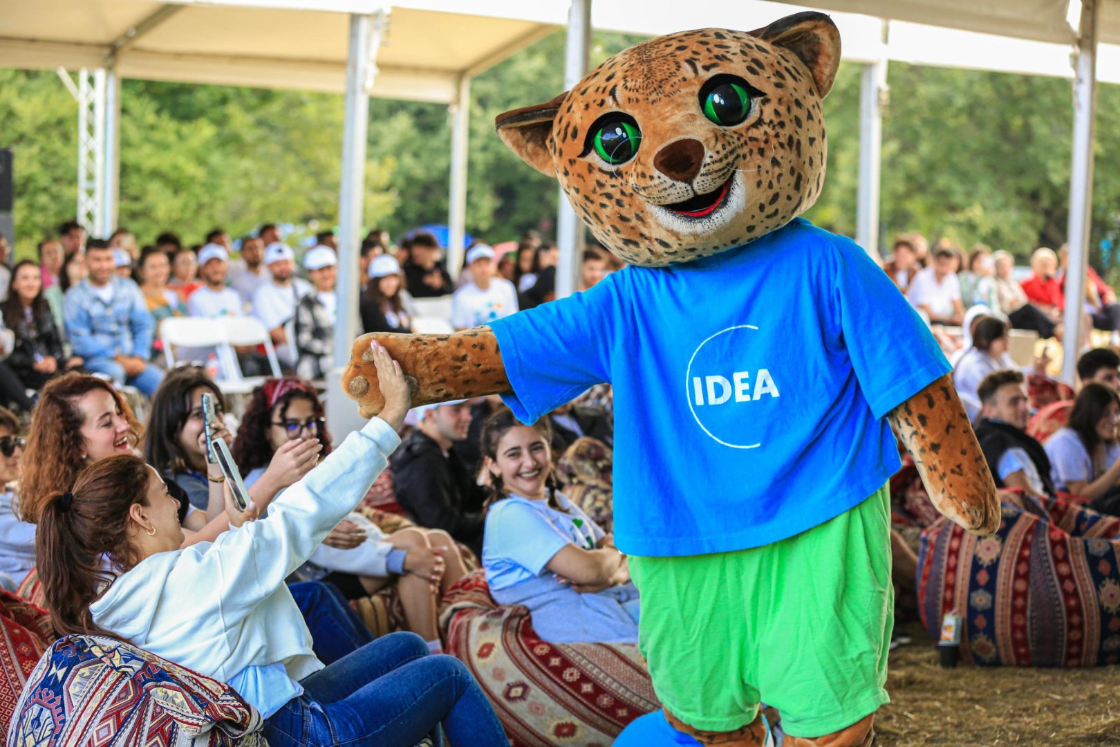 2000-dən çox gəncin iştirak etdiyi “Yay Fest” uğurla yekunlaşıb (FOTO)