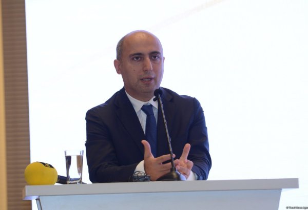 Azərbaycan dili və ədəbiyyat fənnindən sualların çətinliyi ilə bağlı narazılıqlar var - Nazir