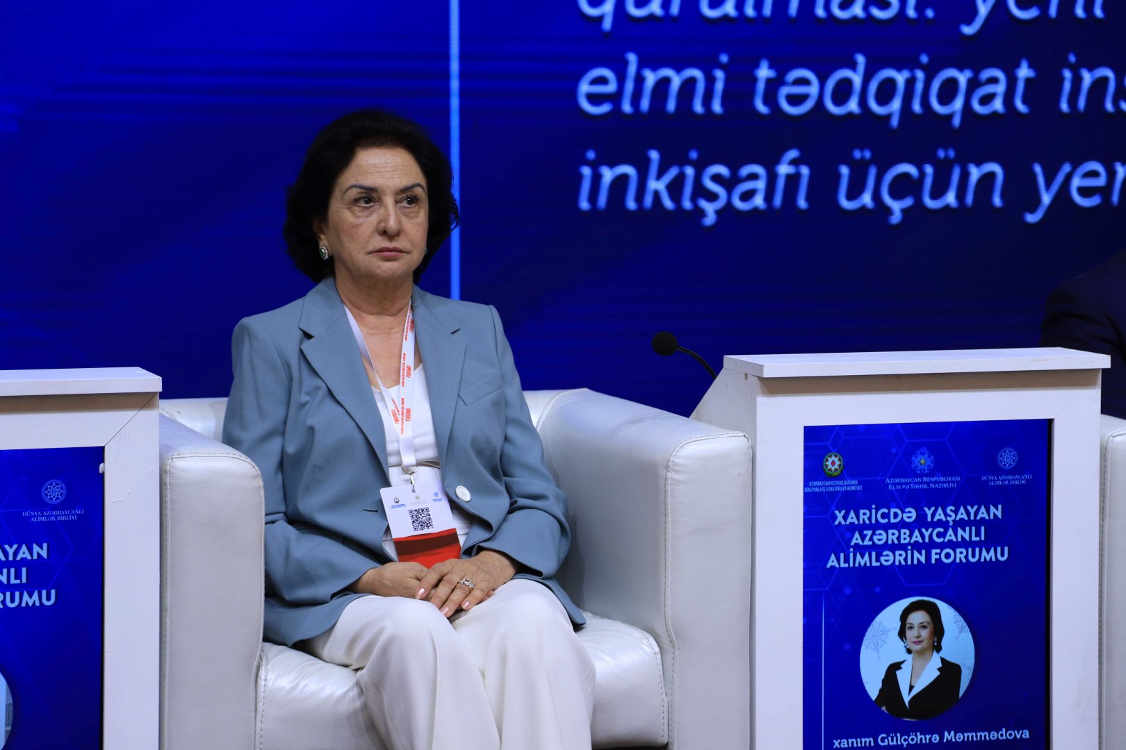 “Qlobal akademik şəbəkənin qurulması: yerli universitet və elmi tədqiqat institutlarının inkişafı üçün yeni yanaşmalar” mövzusunda panel müzakirəsi aparılıb (FOTO)