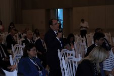 “Qlobal akademik şəbəkənin qurulması: yerli universitet və elmi tədqiqat institutlarının inkişafı üçün yeni yanaşmalar” mövzusunda panel müzakirəsi aparılıb (FOTO)