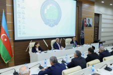 UNEC-in Elmi Şurasının yeni tədris ilində ilk iclası keçirilib