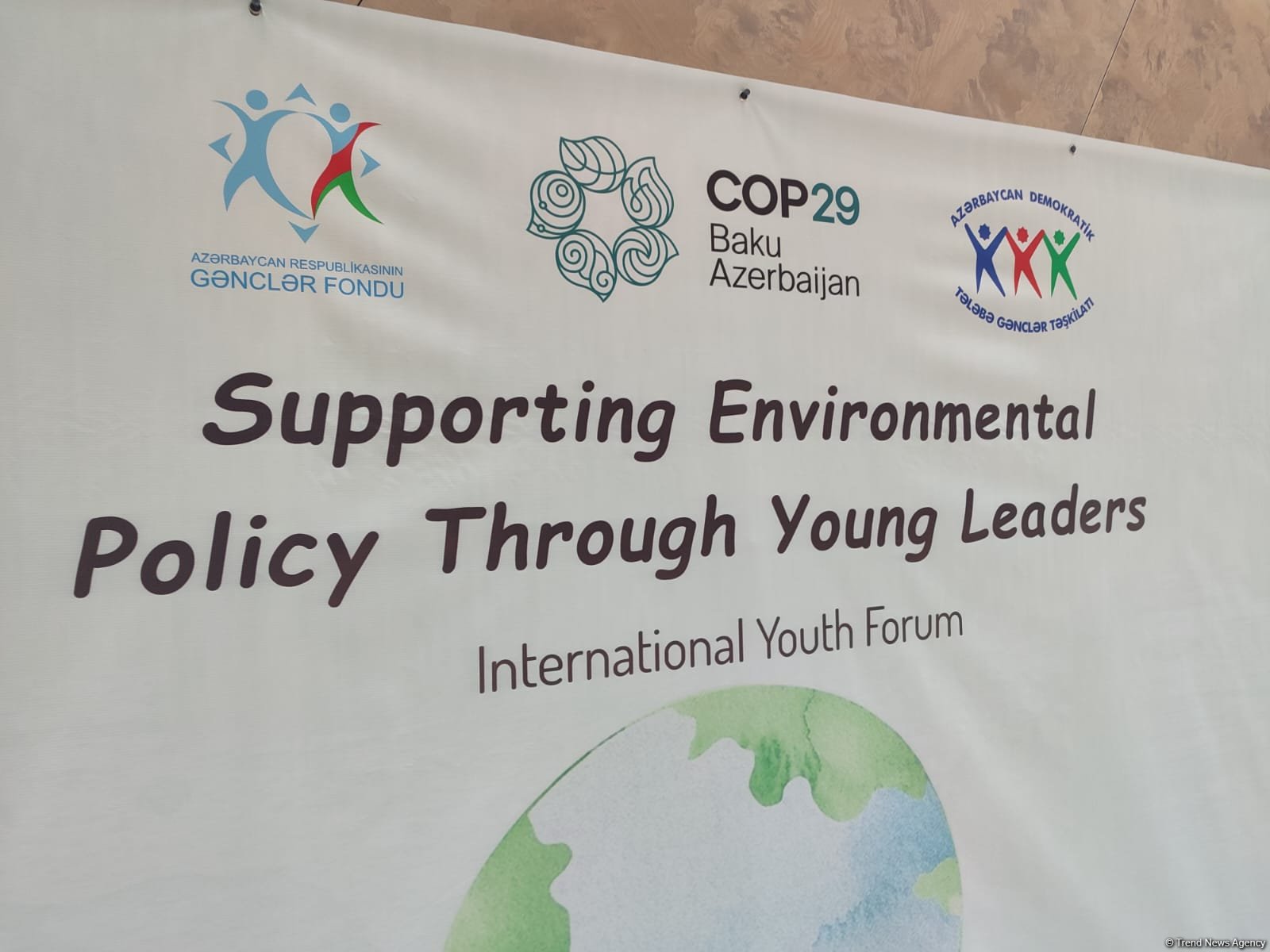 18 ölkənin gənc liderləri COP29-a beynəlxalq ictimai dəstək üçün Bakıda toplandı (FOTO) (YENİLƏNİB)