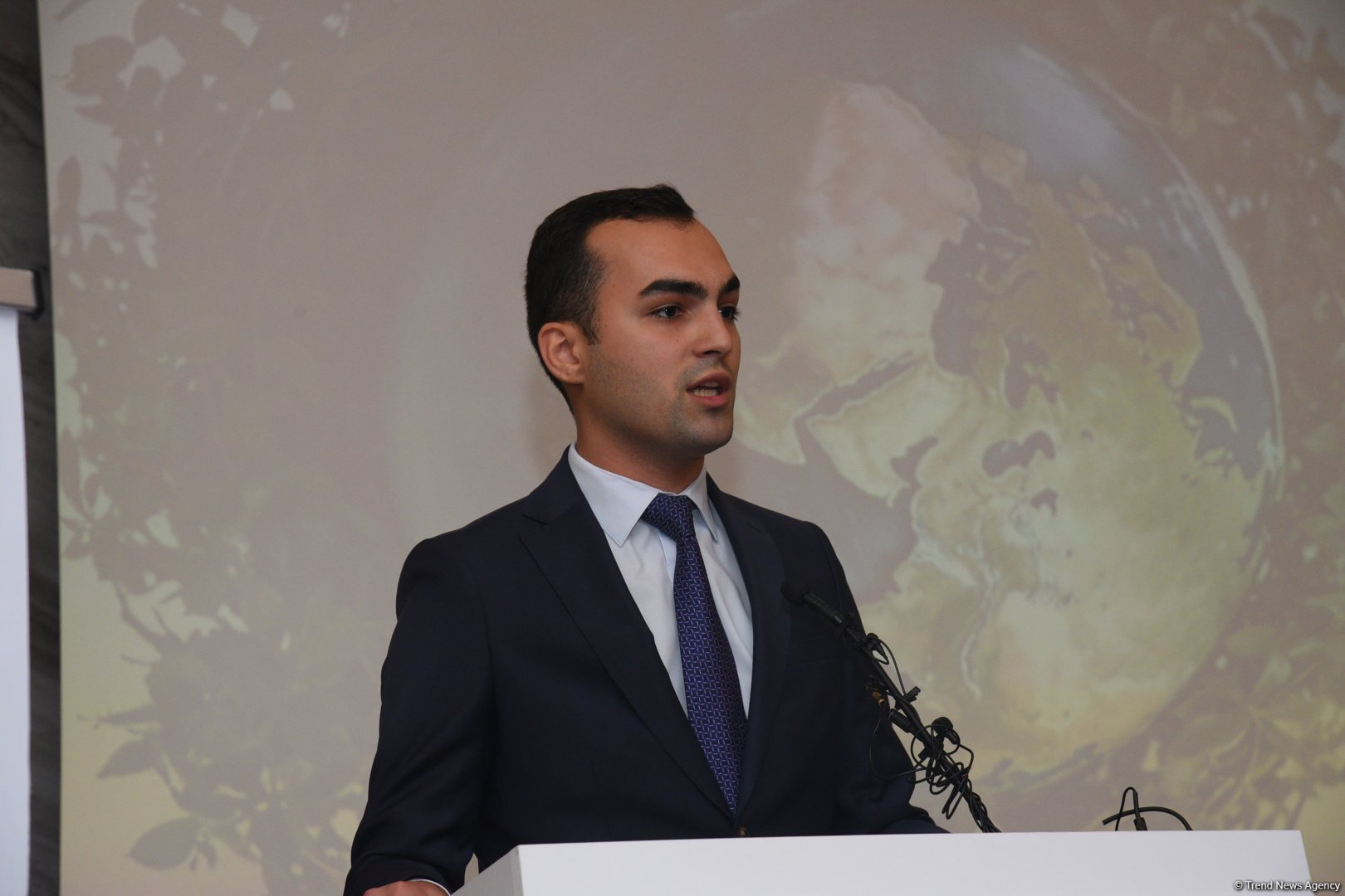 18 ölkənin gənc liderləri COP29-a beynəlxalq ictimai dəstək üçün Bakıda toplandı (FOTO) (YENİLƏNİB)