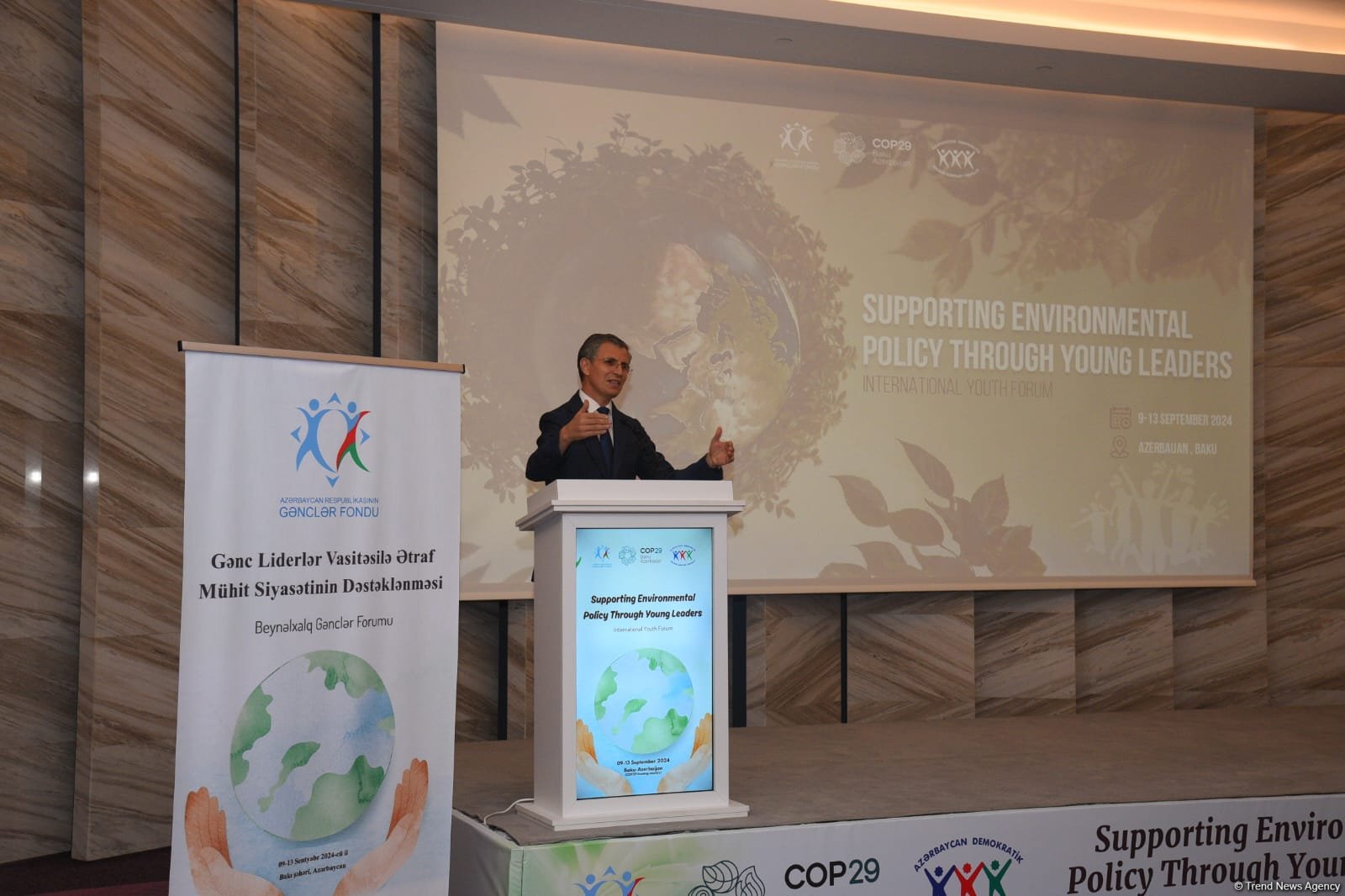 18 ölkənin gənc liderləri COP29-a beynəlxalq ictimai dəstək üçün Bakıda toplandı (FOTO) (YENİLƏNİB)