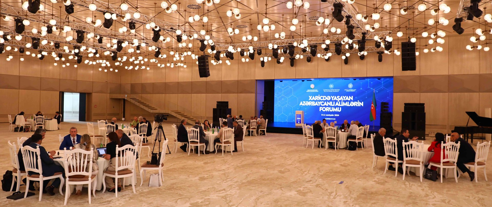 Xaricdə yaşayan Azərbaycanlı Alimlərin Forumu çərçivəsində bir sıra tədbirlər keçirilib (FOTO)