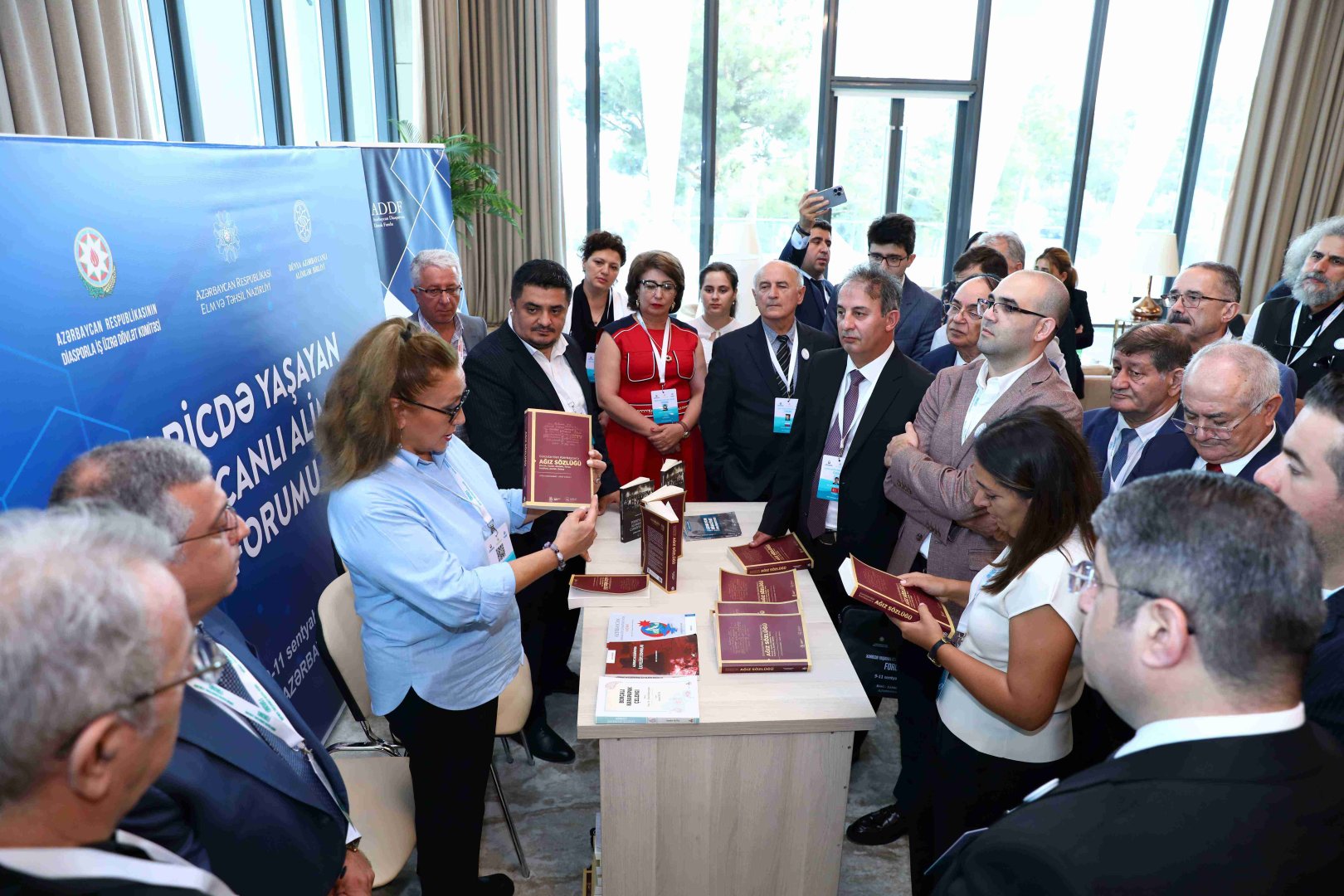 Xaricdə yaşayan Azərbaycanlı Alimlərin Forumu çərçivəsində bir sıra tədbirlər keçirilib (FOTO)