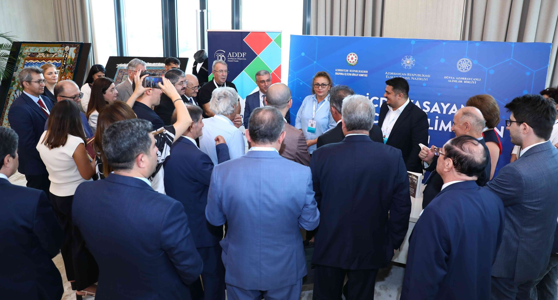 Xaricdə yaşayan Azərbaycanlı Alimlərin Forumu çərçivəsində bir sıra tədbirlər keçirilib (FOTO)