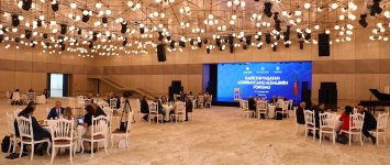 Xaricdə yaşayan Azərbaycanlı Alimlərin Forumu çərçivəsində bir sıra tədbirlər keçirilib (FOTO)