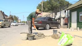 Xudat şəhərində velosiped zolaqları salınır (FOTO)