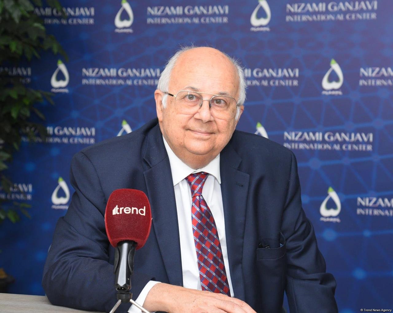 Azərbaycan enerji siyasətini COP29-un məqsədləri ilə balanslaşdırır - İsmayıl Serageldin (Özəl müsahibə) (FOTO)