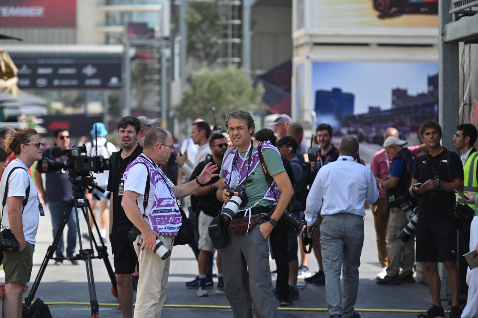 300-ə yaxın media nümayəndəsi Formula 1 Qatar Airways Azərbaycan Qran Prisi 2024-ü işıqlandıracaq (FOTO)