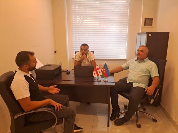Marneulidə vətəndaşlara təmənnasız hüquqi yardımlar davam edir (FOTO)