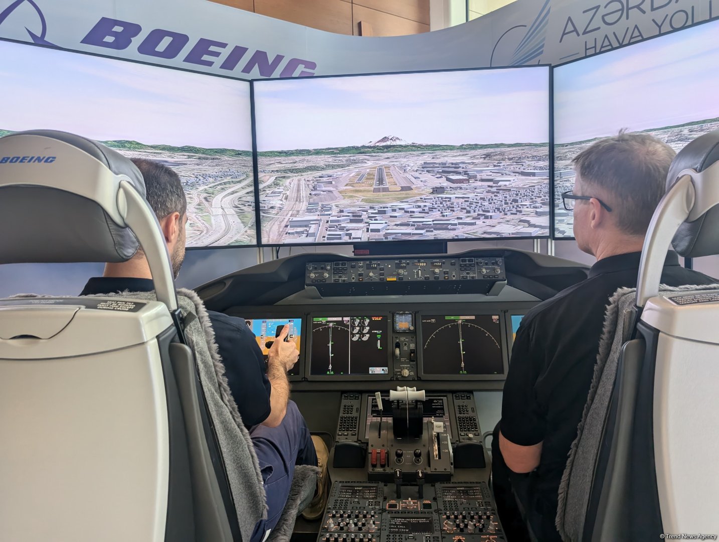 AZAL və Boeing-dən Dreamliner: Simulyatorda özünüzü pilot rolunda sınayın (FOTO)