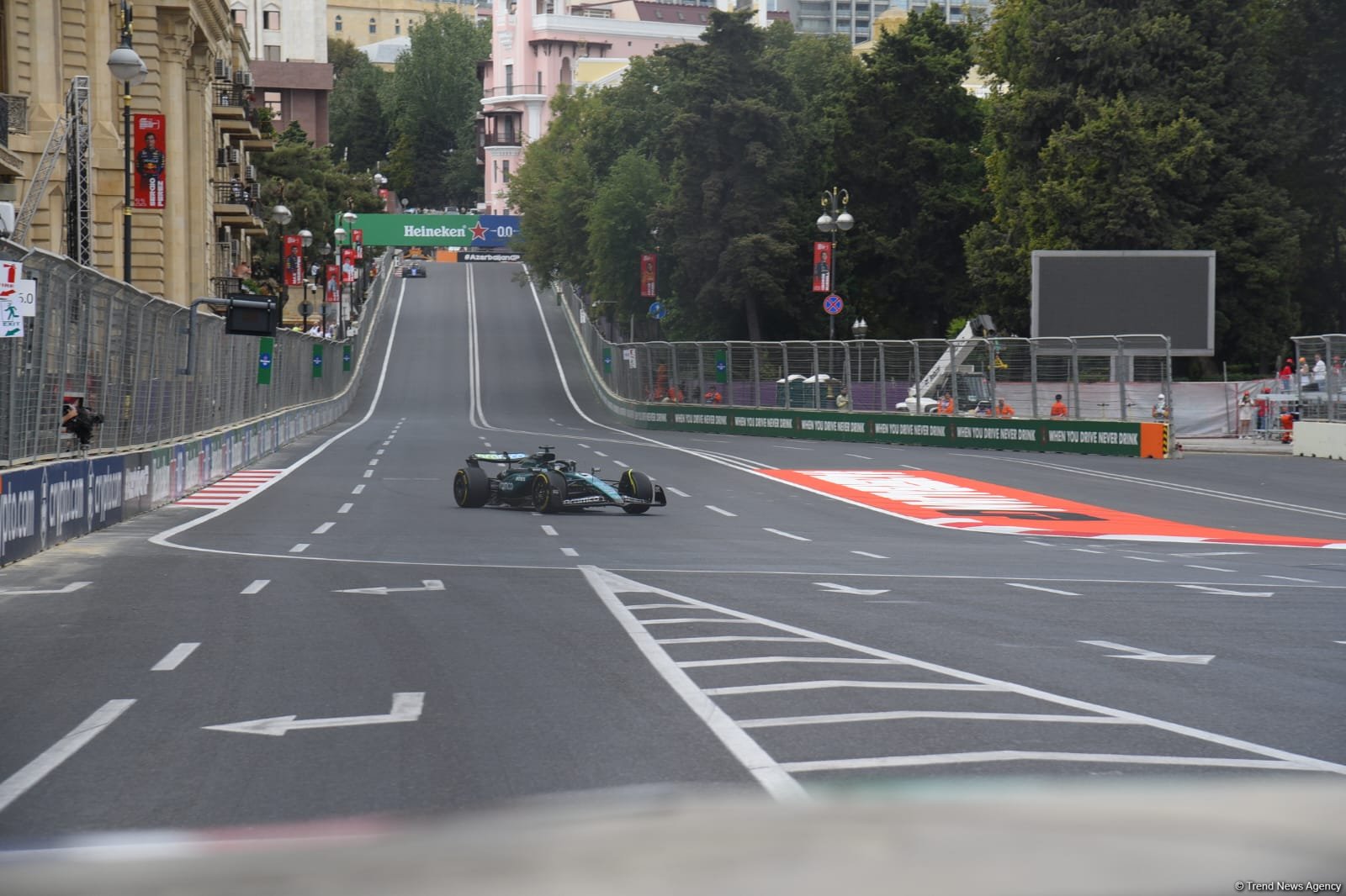 Azərbaycan Qran Prisi çərçivəsində Formula 1 komandalarının sərbəst yürüşləri keçirilib (FOTO/VİDEO) (ƏLAVƏ OLUNUB)