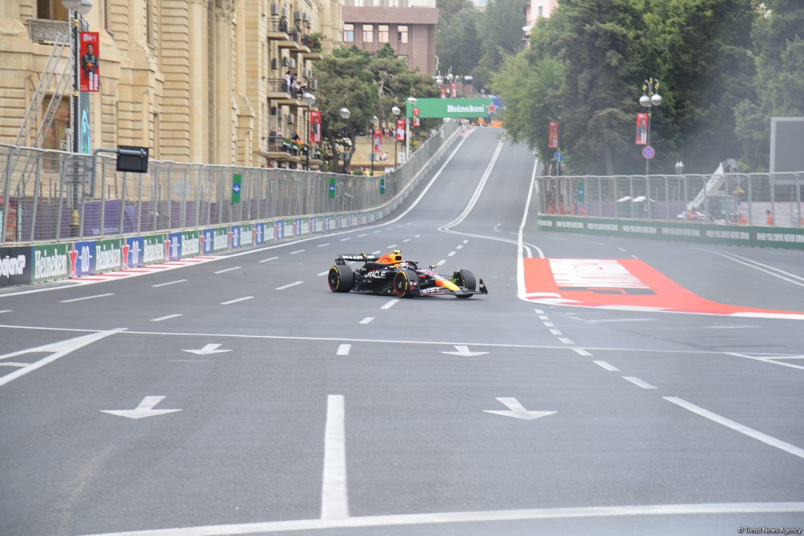 Bakıdakı "Formula 1"dən maraqlı anlar - FOTOREPORTAJ